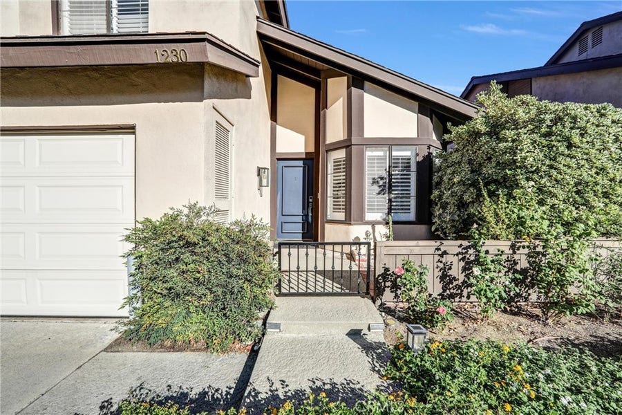 Property photo for 1230 Stonewood Dr, Duarte, CA