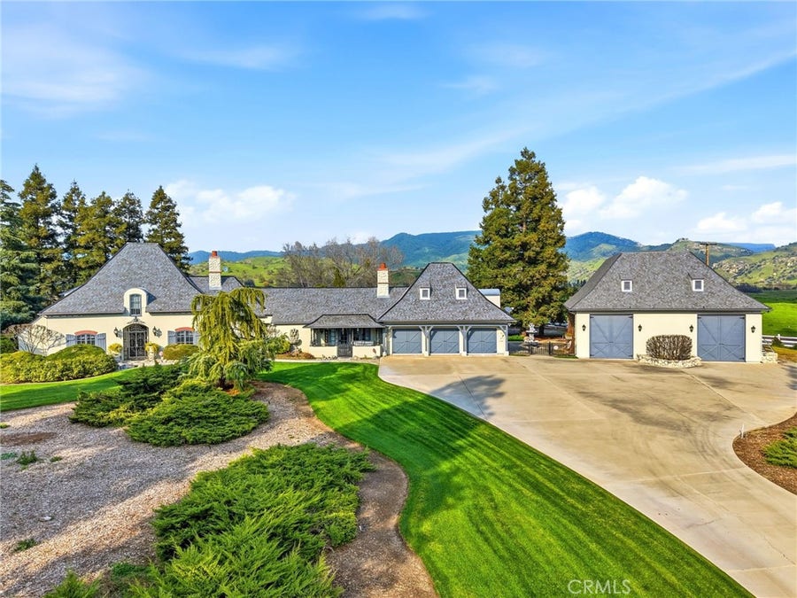 Property photo for 31311 Melanie Court, Springville, CA