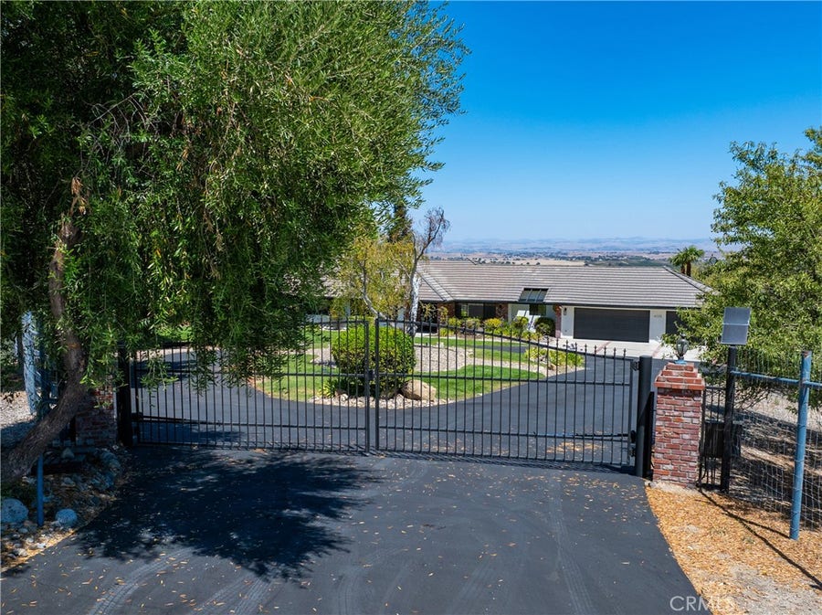 Property photo for 4205 High Grove Road, Templeton, CA
