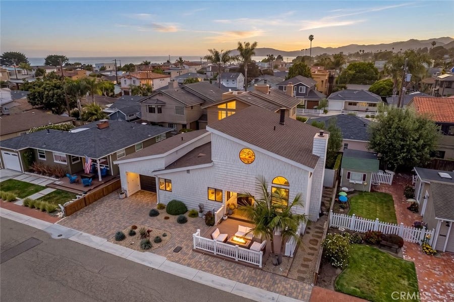 Property photo for 250 Castaic Avenue, Pismo Beach, CA