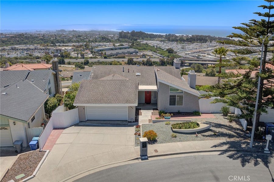 Property photo for 261 Coral Court, Pismo Beach, CA