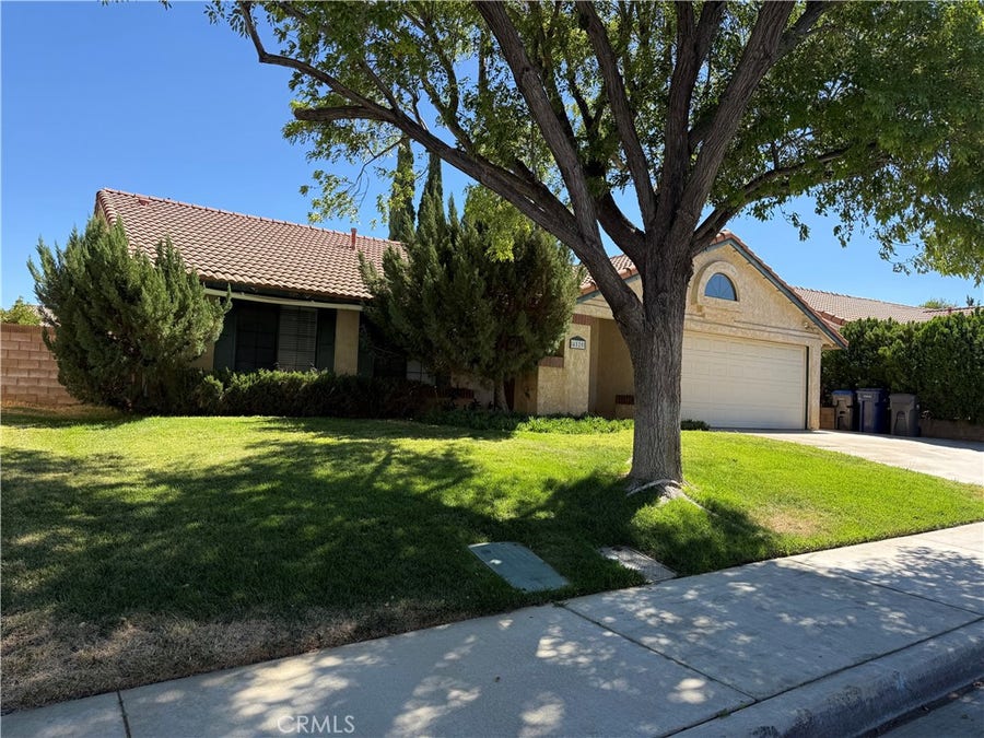 Property photo for 4520 Paseo Hermoso, Palmdale, CA