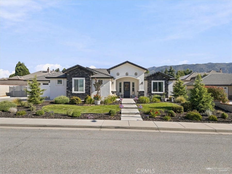 Property photo for 410 Rosehaven, Tehachapi, CA