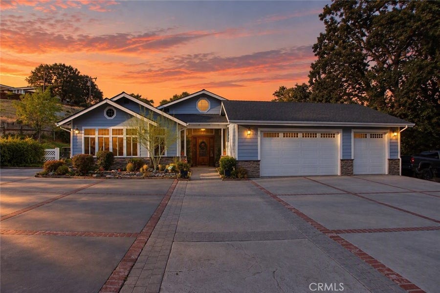 Property photo for 5940 El Pomar, Templeton, CA