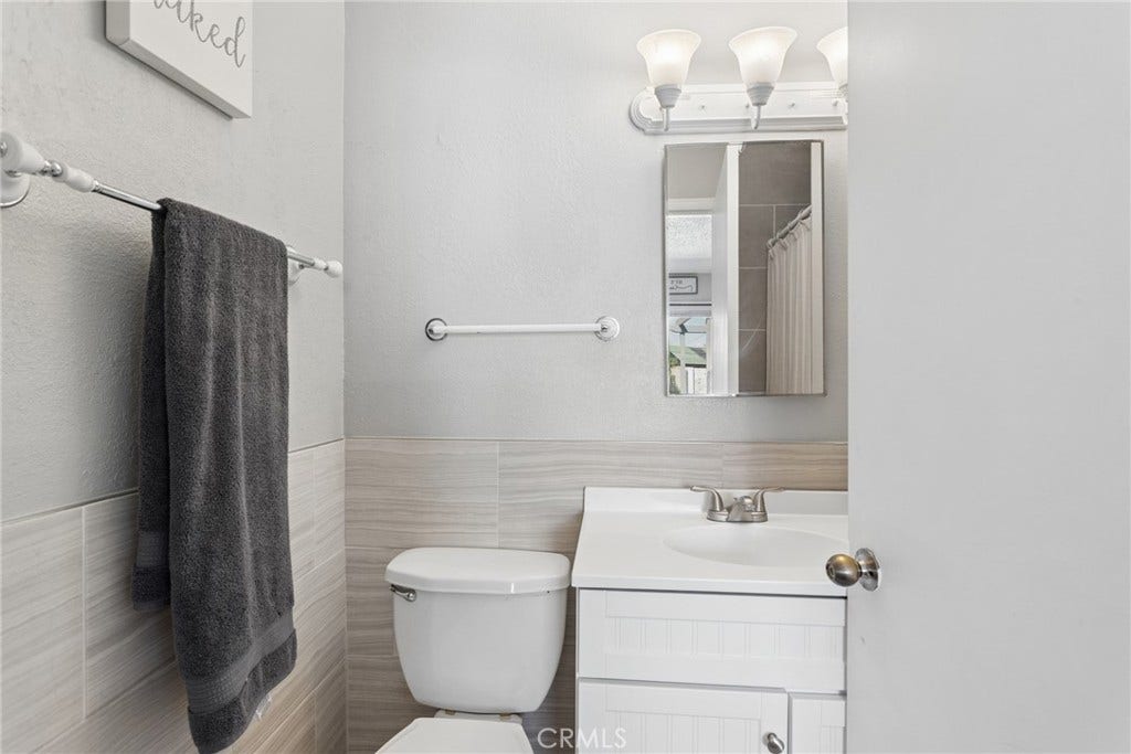2053 Lockwood, Santa Maria, CA 93455 Primary Bathroom