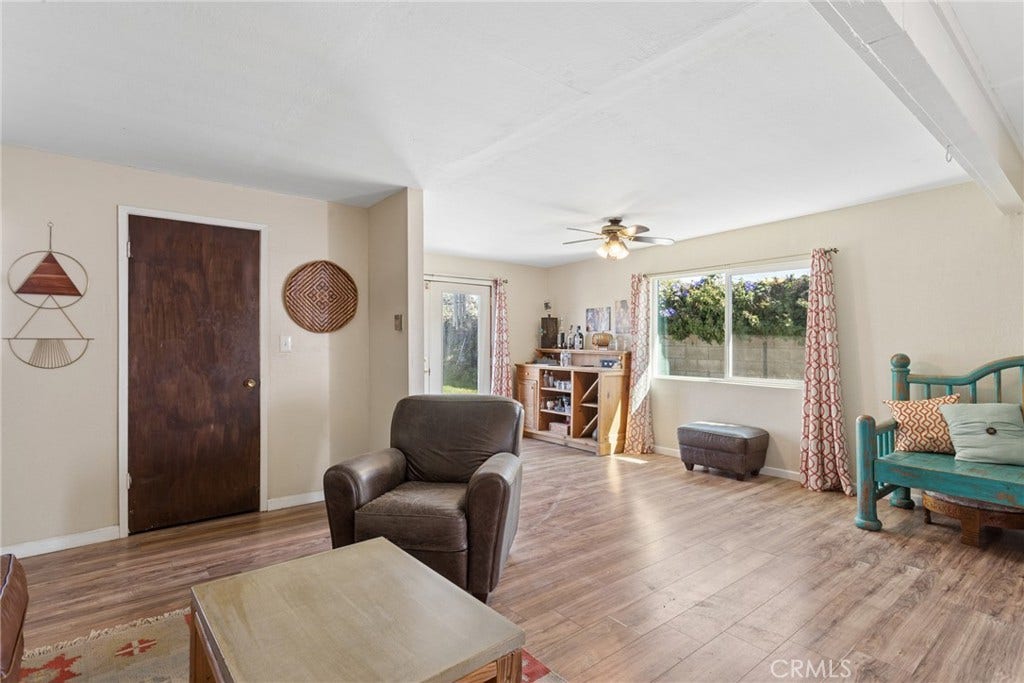 2053 Lockwood, Santa Maria, CA 93455 Bonus room