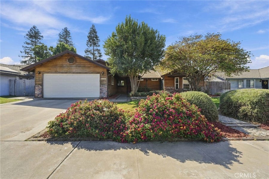 Property photo for 2149 W Della, Porterville, CA