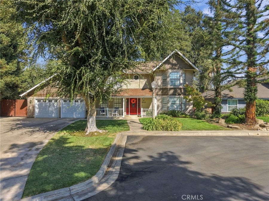 Property photo for 5644 W Walnut Avenue, Visalia, CA