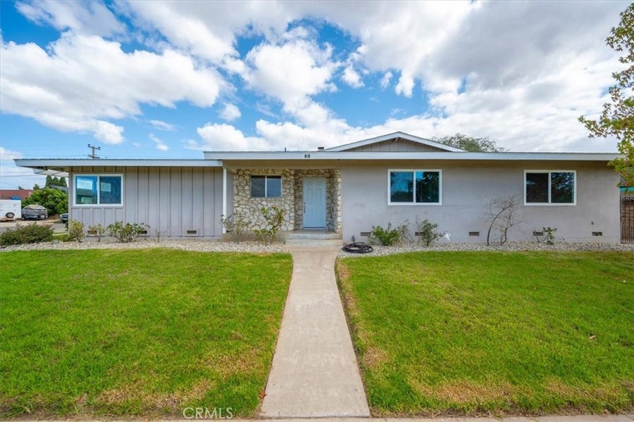 Property photo for 898 Comanche Avenue, Santa Maria, CA