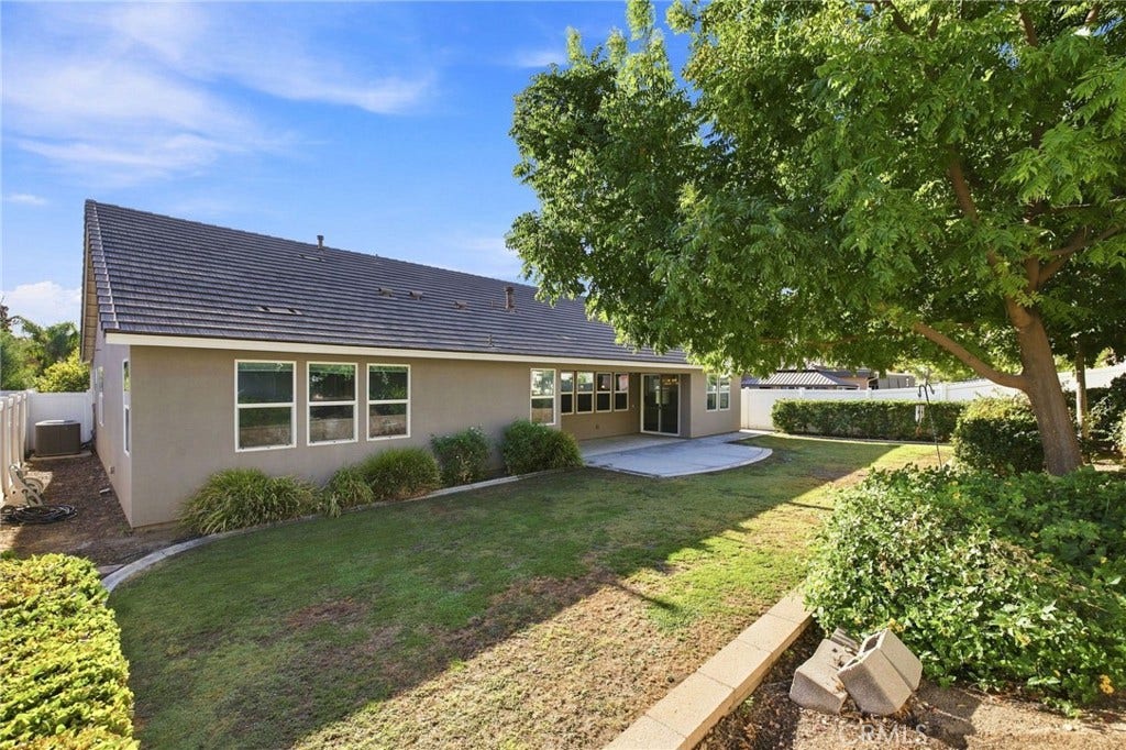 3113 Barrowby, Bakersfield, CA 93311 3113 Barrowby, Bakersfield, CA 93311