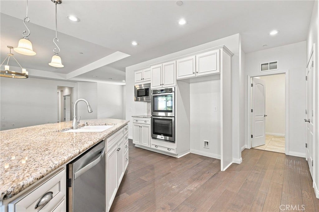3113 Barrowby, Bakersfield, CA 93311 3113 Barrowby, Bakersfield, CA 93311