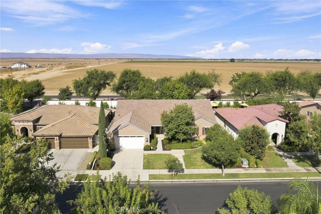 3113 Barrowby, Bakersfield, CA 93311 3113 Barrowby, Bakersfield, CA 93311