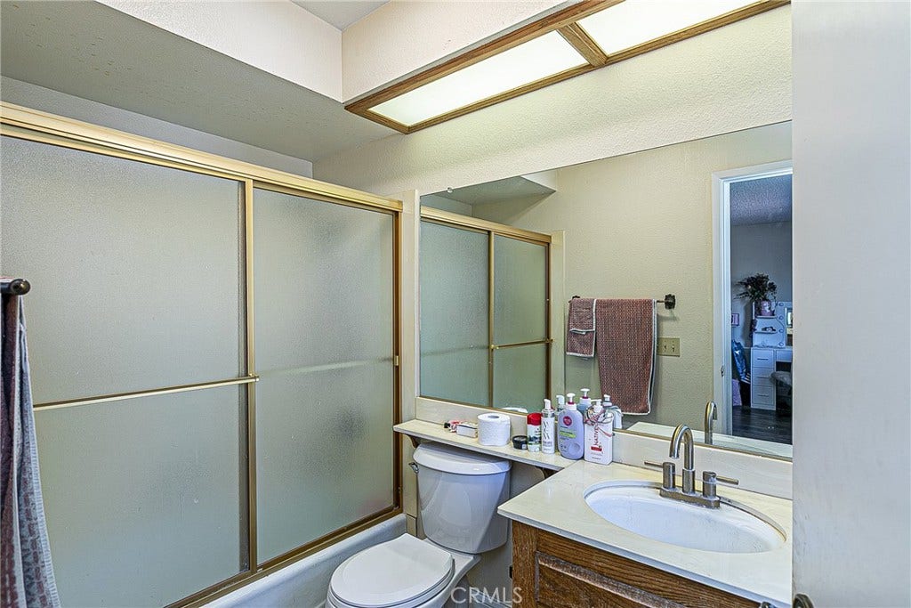 1124 Via Mavis, Santa Maria, CA 93455 1124 Via Mavis, Santa Maria, CA 93455