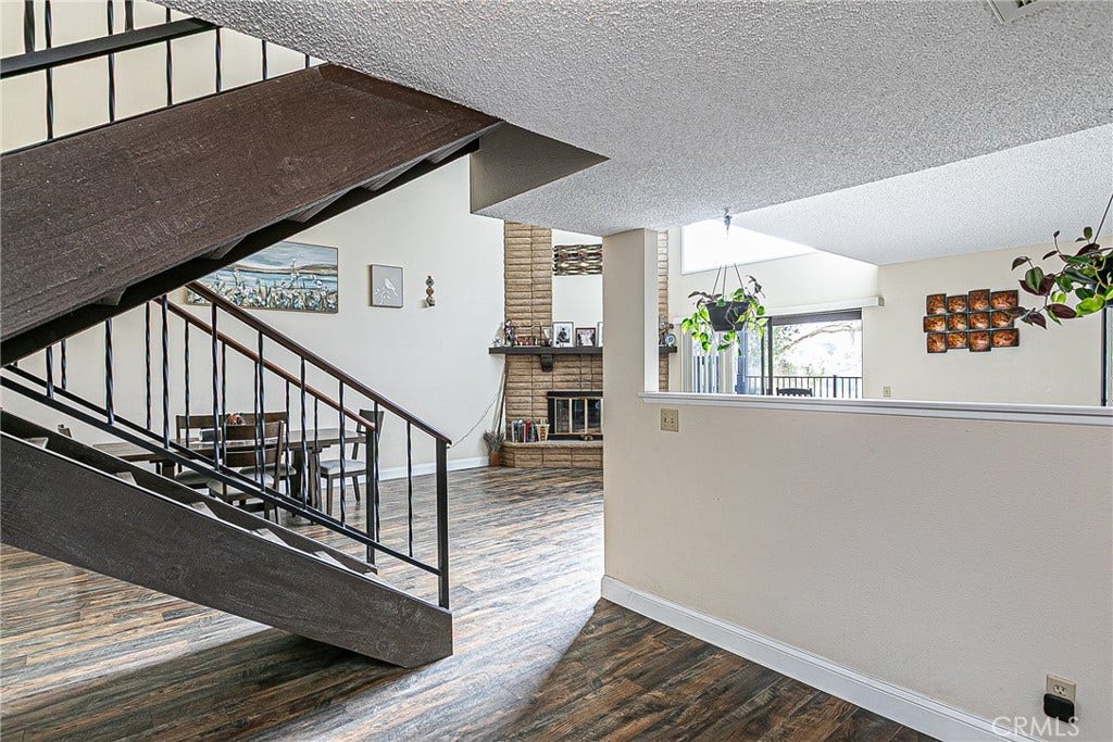 1124 Via Mavis, Santa Maria, CA 93455 1124 Via Mavis, Santa Maria, CA 93455