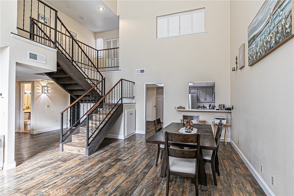 1124 Via Mavis, Santa Maria, CA 93455 1124 Via Mavis, Santa Maria, CA 93455