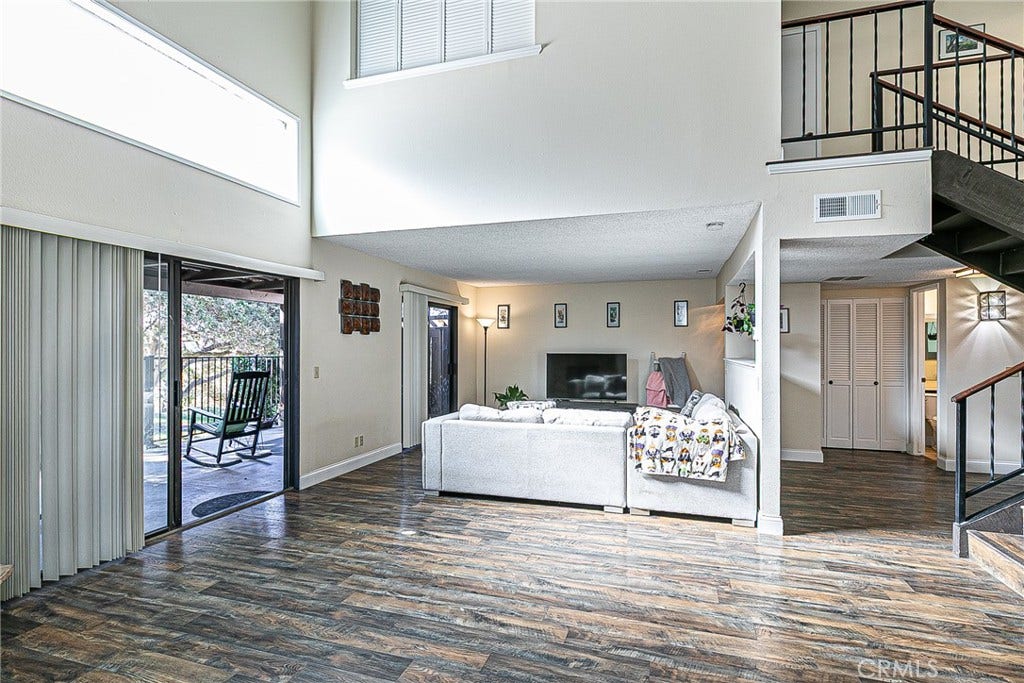 1124 Via Mavis, Santa Maria, CA 93455 1124 Via Mavis, Santa Maria, CA 93455