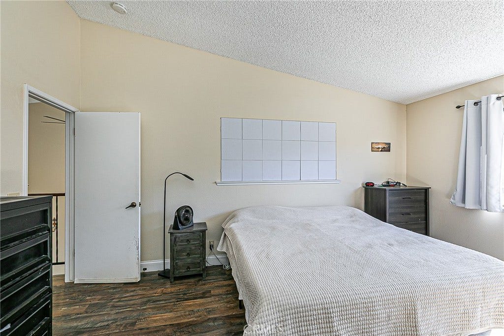 1124 Via Mavis, Santa Maria, CA 93455 1124 Via Mavis, Santa Maria, CA 93455
