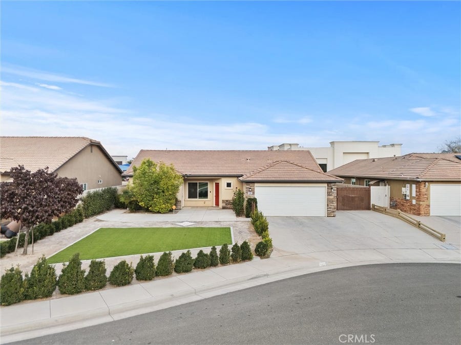 Property photo for 362 Turquoise Court, Delano, CA