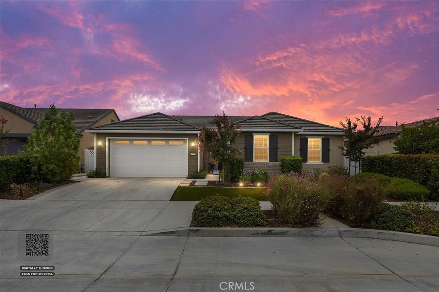 Property photo for 13907 Barbon Beck, Bakersfield, CA