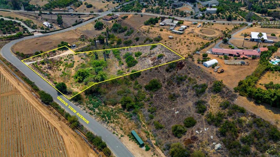 Property photo for 456 Grove View Road, Oceanside, CA