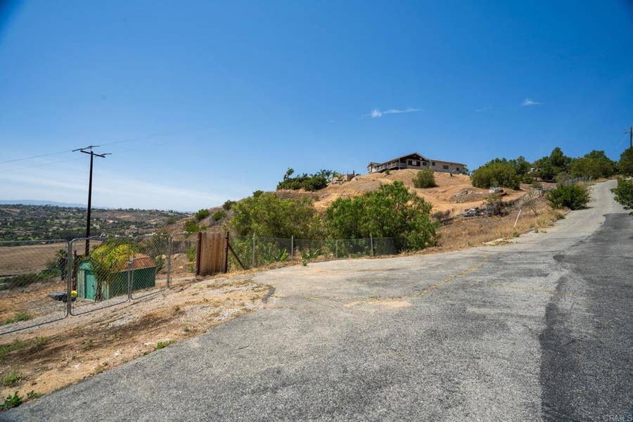 Property photo for 3503 Monserate Hill Road, Fallbrook, CA