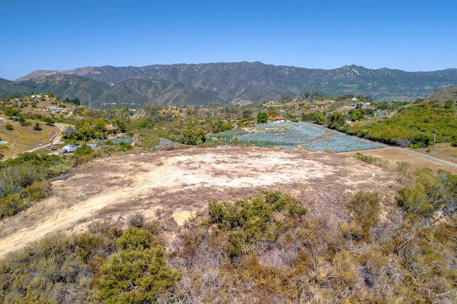 Property photo for 27 Daily Road, Fallbrook, CA