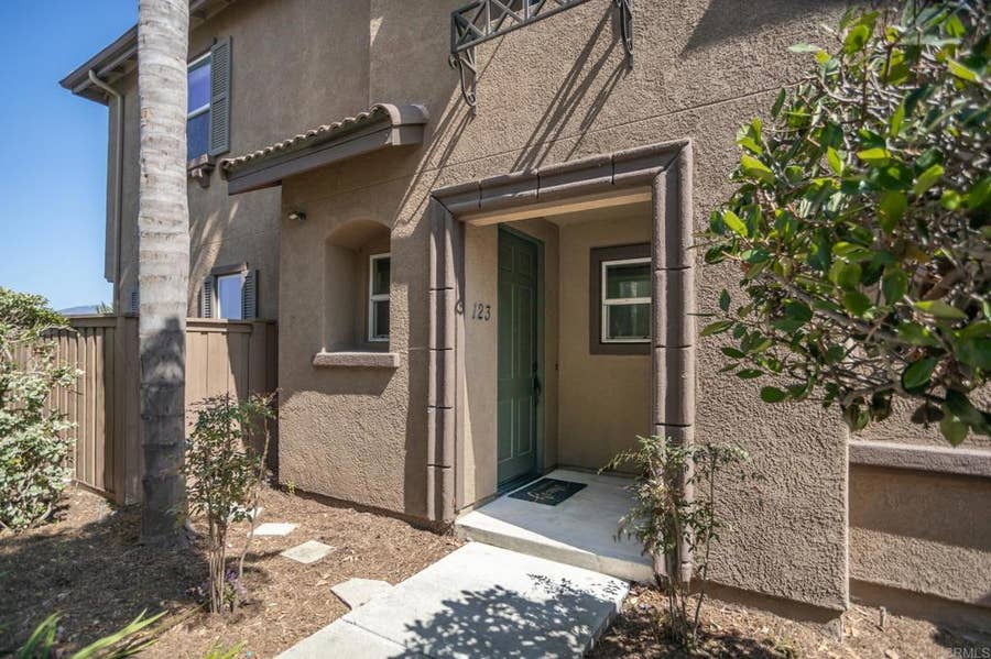 Property photo for 425 S Meadowbrook Dr, #123, San Diego, CA