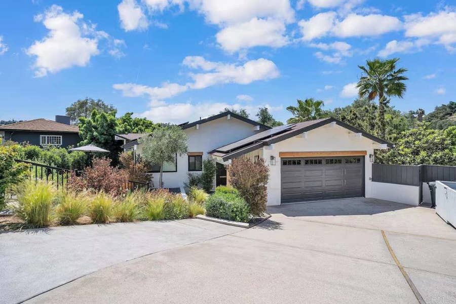 Property photo for 3550 Laketree Drive, Fallbrook, CA