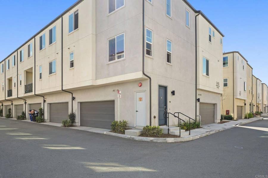 Property photo for 5495 Seacliff Place, #116, San Diego, CA