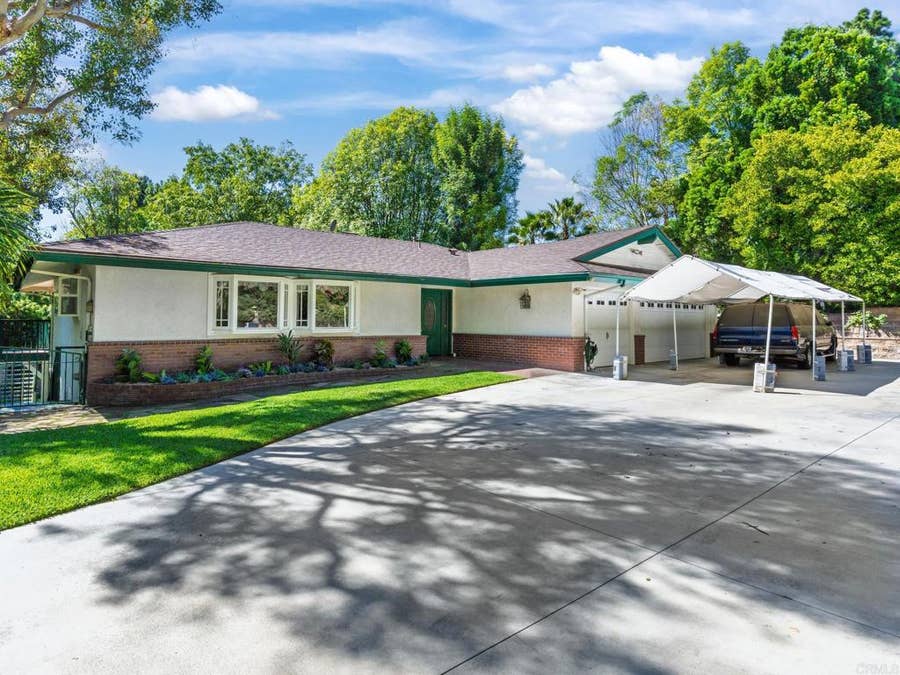Property photo for 33 Empty Saddle Lane, Rolling Hills Estates, CA