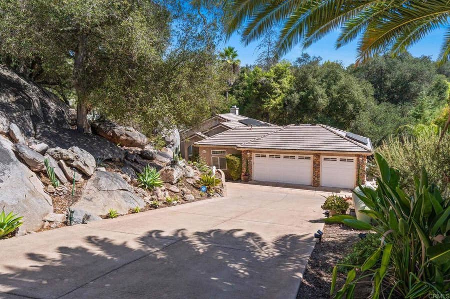 Property photo for 28315 Meadow Glen Way W, Escondido, CA