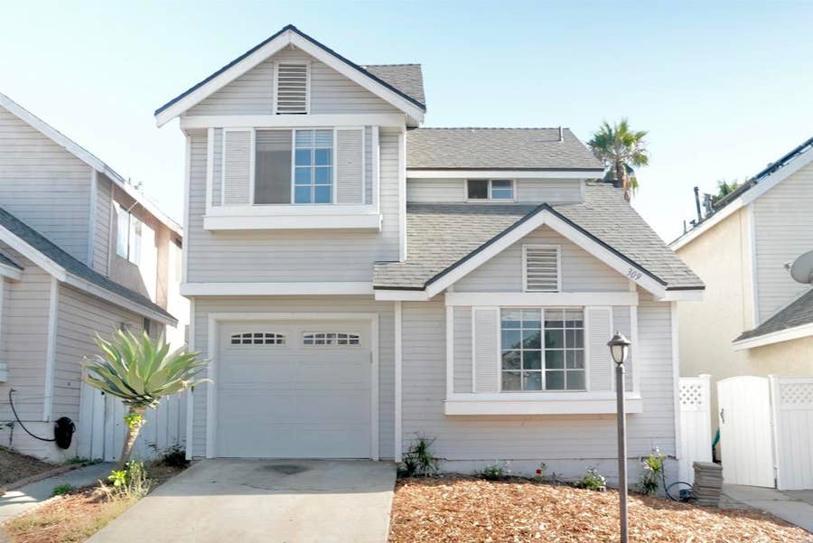 Property photo for 309 61st Street, San Diego, CA