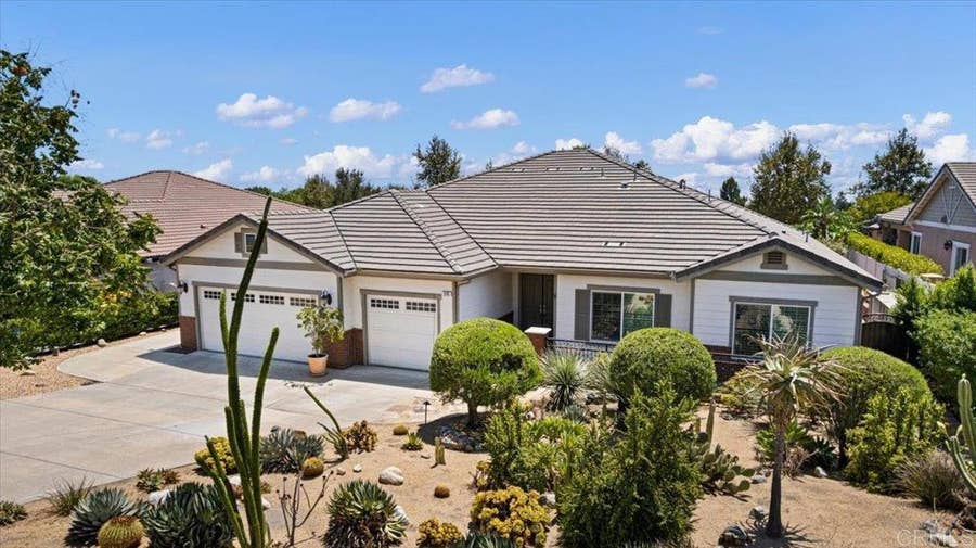 Property photo for 210 20th Street, Upland, CA