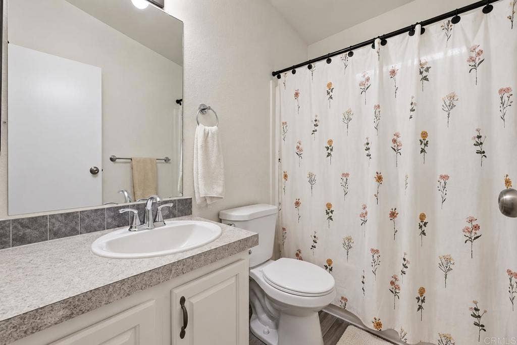 1020 Silverbrook Drive, El Cajon, CA 92019 1020 Silverbrook Drive, El Cajon, CA 92019