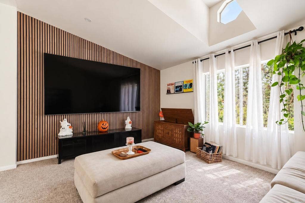 1020 Silverbrook Drive, El Cajon, CA 92019 1020 Silverbrook Drive, El Cajon, CA 92019