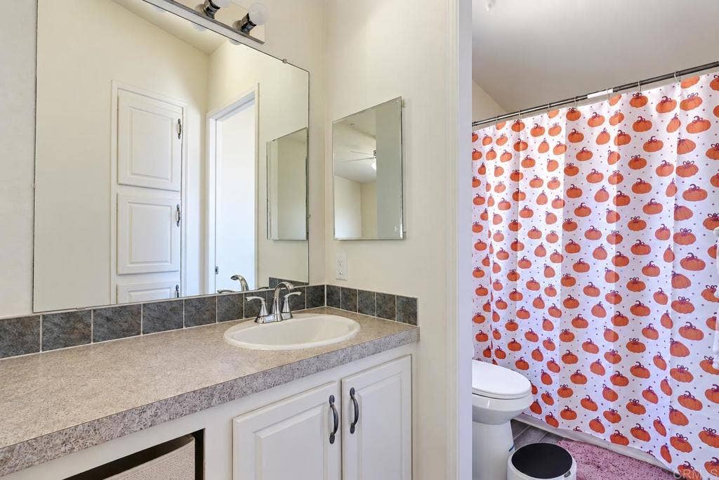 1020 Silverbrook Drive, El Cajon, CA 92019 1020 Silverbrook Drive, El Cajon, CA 92019