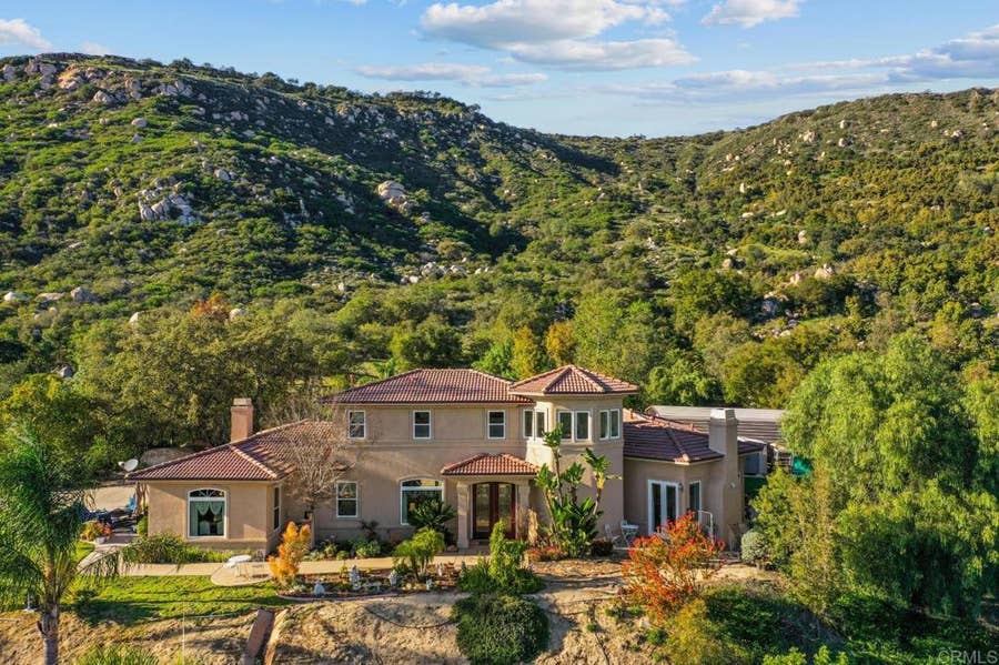 Property photo for 19700 Calle Pena Huerta, Temecula, CA