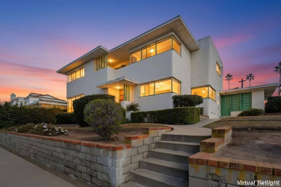 Property photo for 1005 Alexandria Dr, San Diego, CA