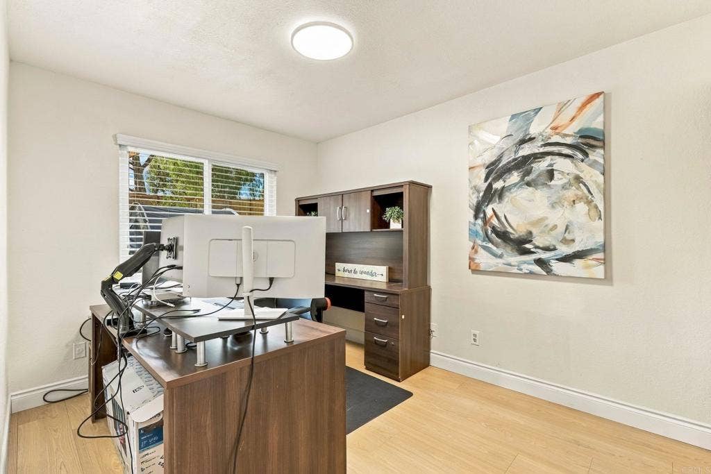 2343 Fair Oak Ct, Escondido, CA 92026