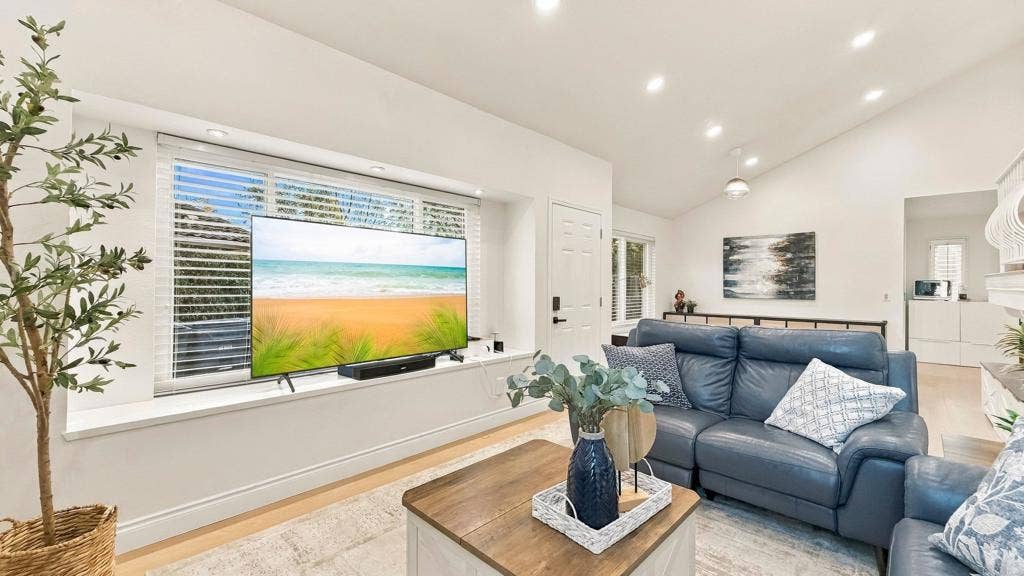 2343 Fair Oak Ct, Escondido, CA 92026