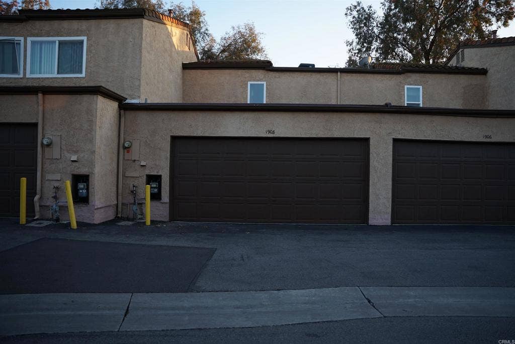 1908 Hawaii, West Covina, CA 91792 1908 Hawaii, West Covina, CA 91792