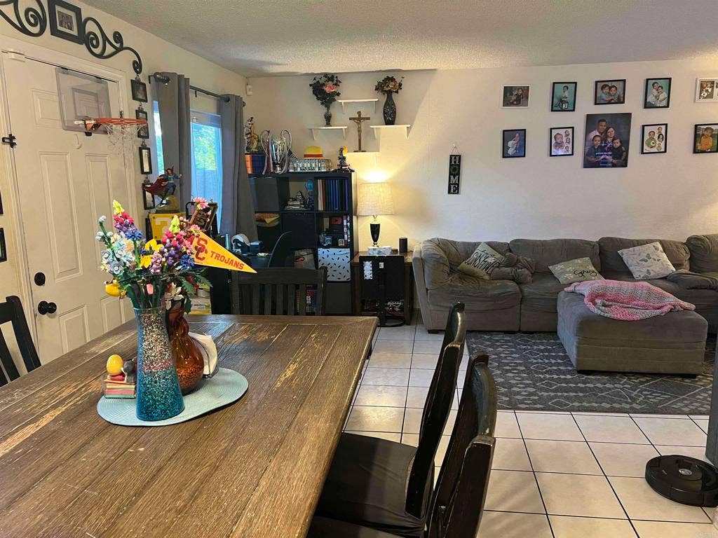1908 Hawaii, West Covina, CA 91792 1908 Hawaii, West Covina, CA 91792