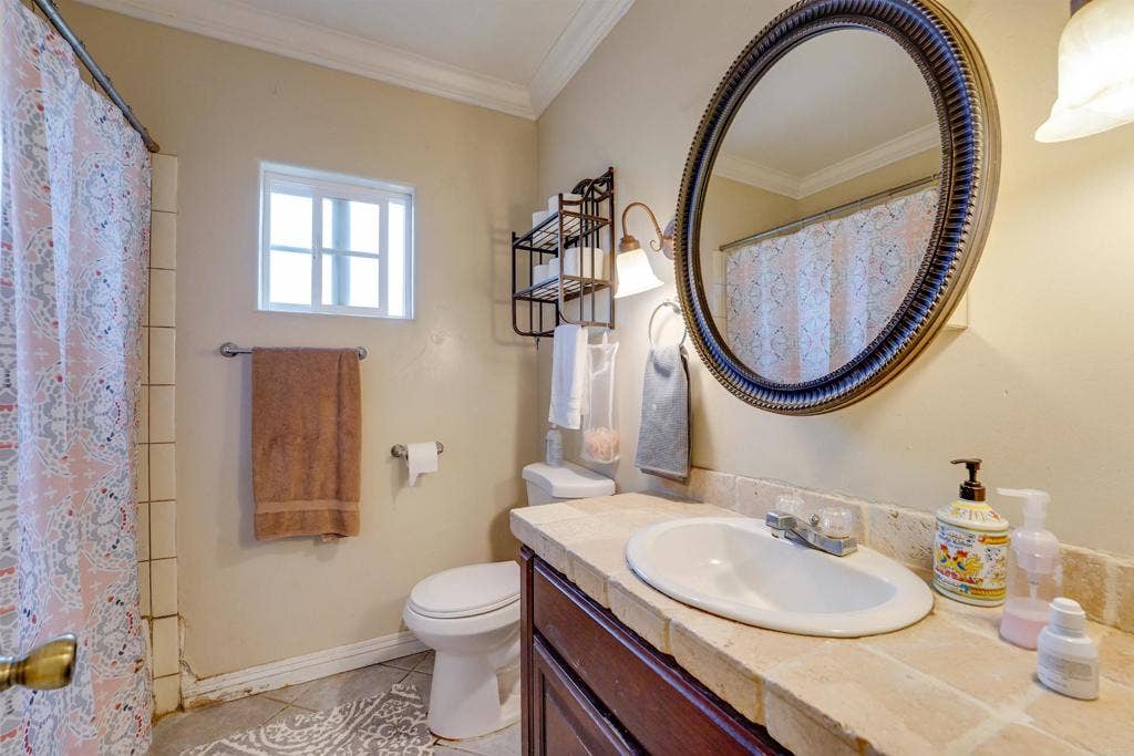 12732 Castle Court Drive, Lakeside, CA 92040