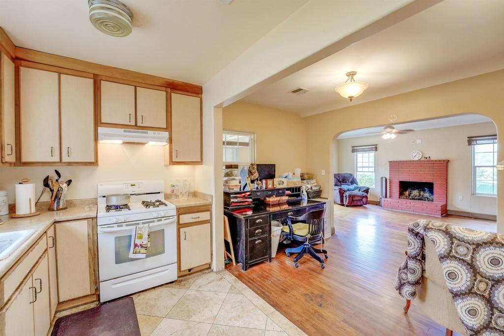 12732 Castle Court Drive, Lakeside, CA 92040