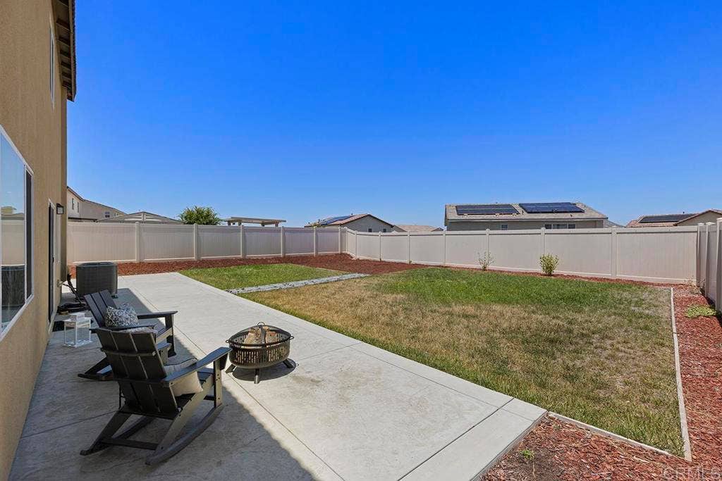 32184 Rambling Court, Winchester, CA 92596