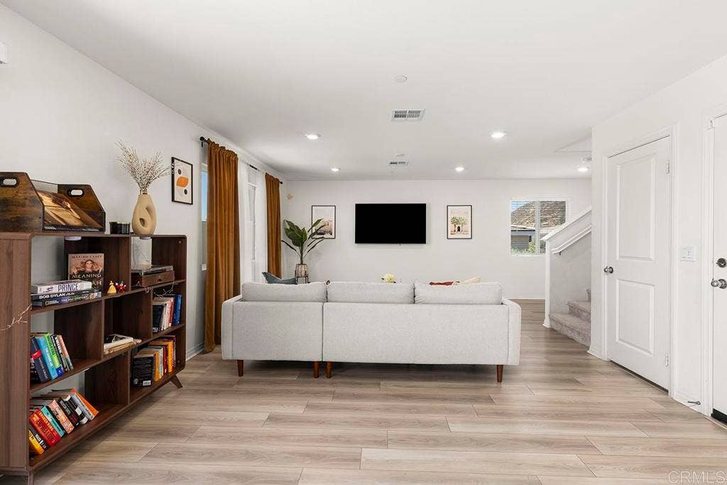 32184 Rambling Court, Winchester, CA 92596
