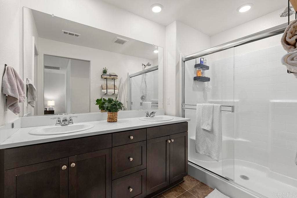 32184 Rambling Court, Winchester, CA 92596