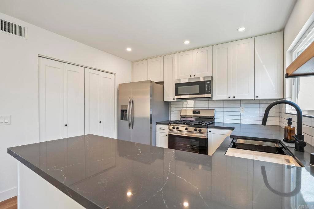 1971 Leatherwood St, San Diego, CA 92154 1971 Leatherwood St, San Diego, CA 92154