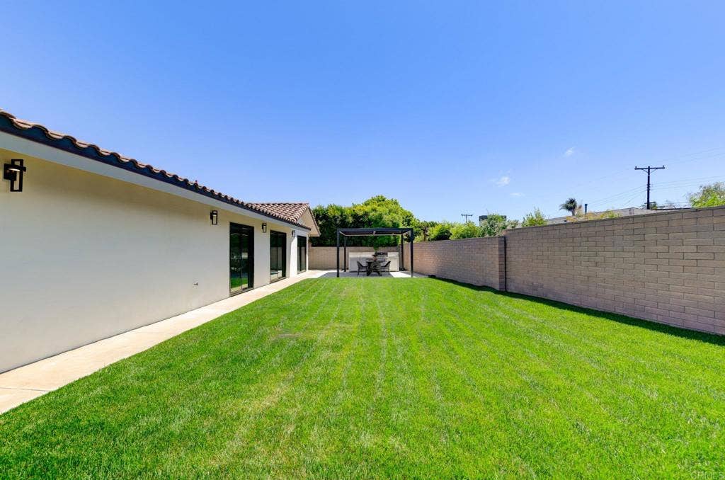 8838 La Jolla Scenic Drive, La Jolla, CA 92037 8838 La Jolla Scenic Drive, La Jolla, CA 92037