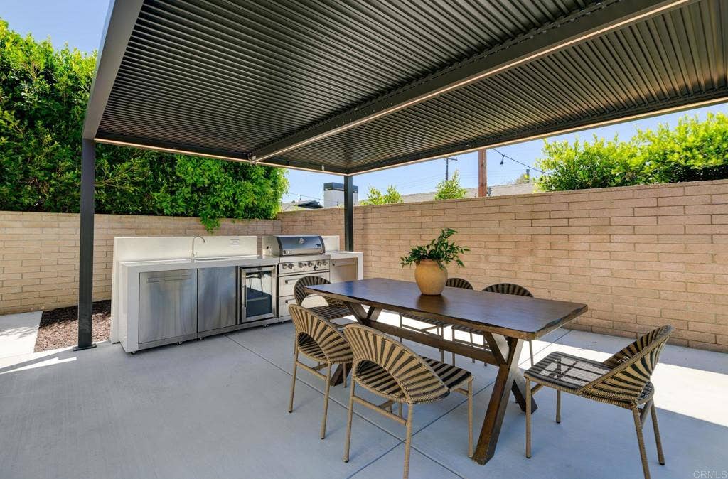 8838 La Jolla Scenic Drive, La Jolla, CA 92037 8838 La Jolla Scenic Drive, La Jolla, CA 92037